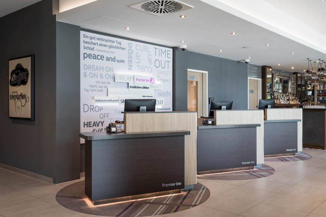 Premier Inn Freiburg City Sued Friburgo em Brisgóvia Exterior foto